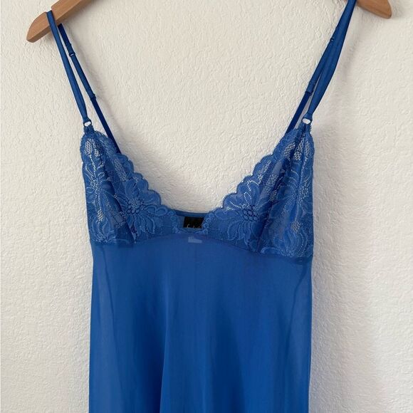 Frederick's of Hollywood Floral Lace Mesh Mini Babydoll Cami in Blue - Small - Picture 5 of 7